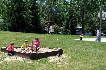 جاينسفيل Lakeland Camping Resort المظهر الخارجي الصورة